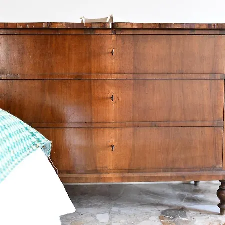 Porta Romana-language And Art Bed and breakfast 3*